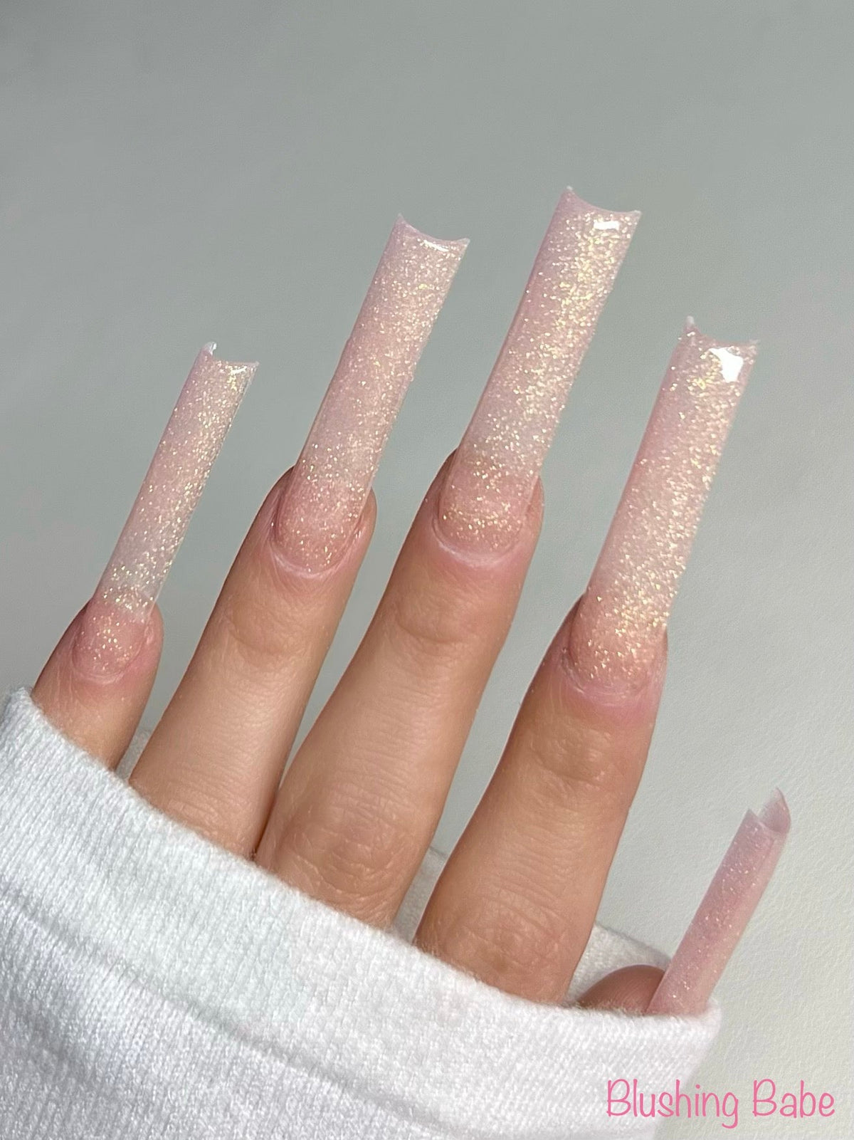 Blushing Babe — image 2