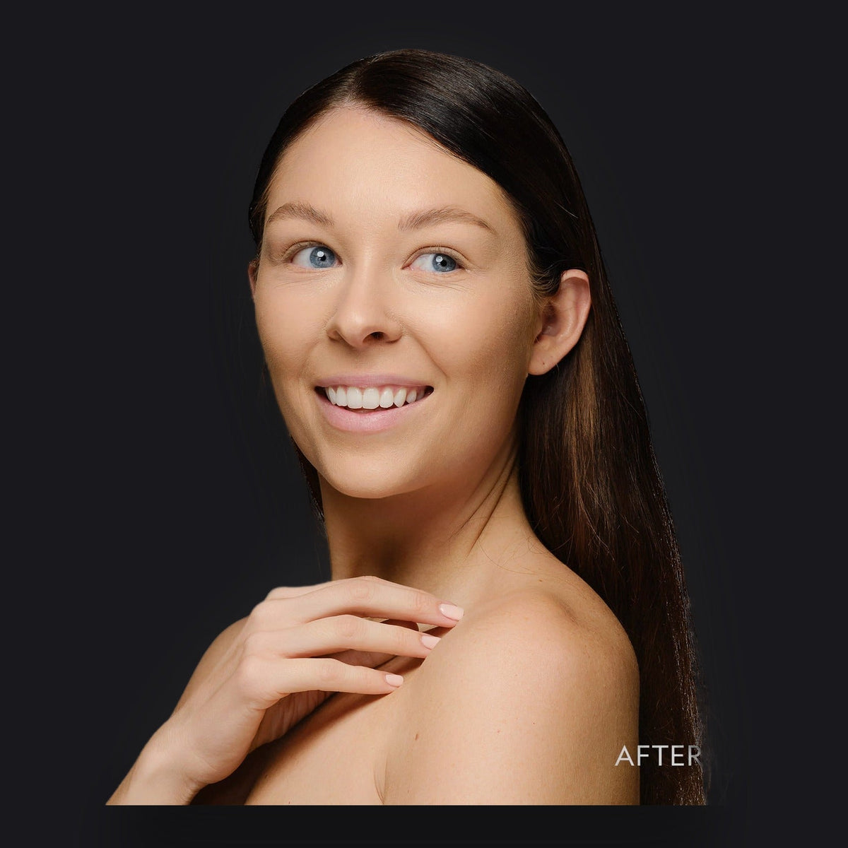 Super Serum Silk Matte Powder Peptide Foundation - Image 33 by YENSA | Makeup