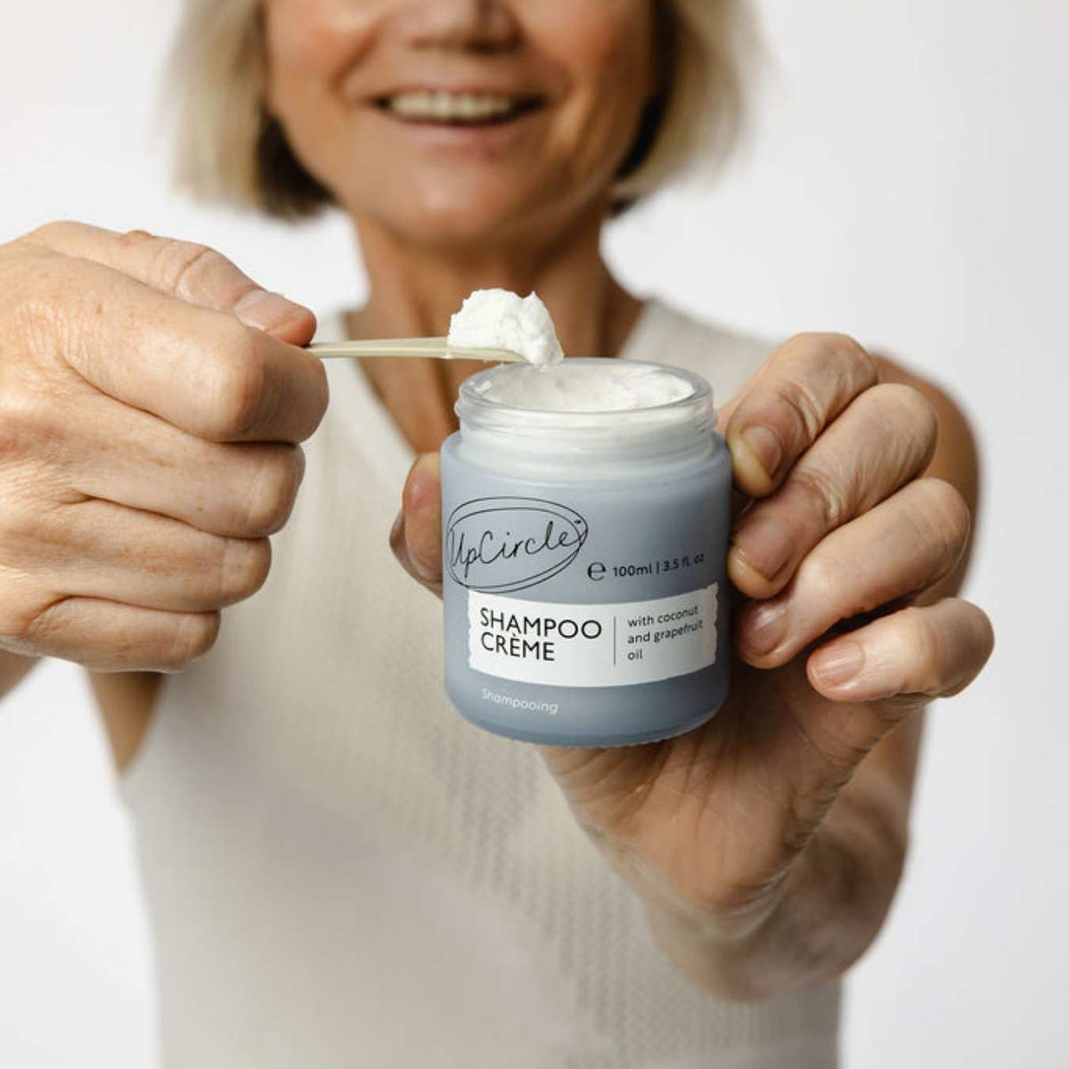 Shampoo Crème with Pink Berry Extract — image 8