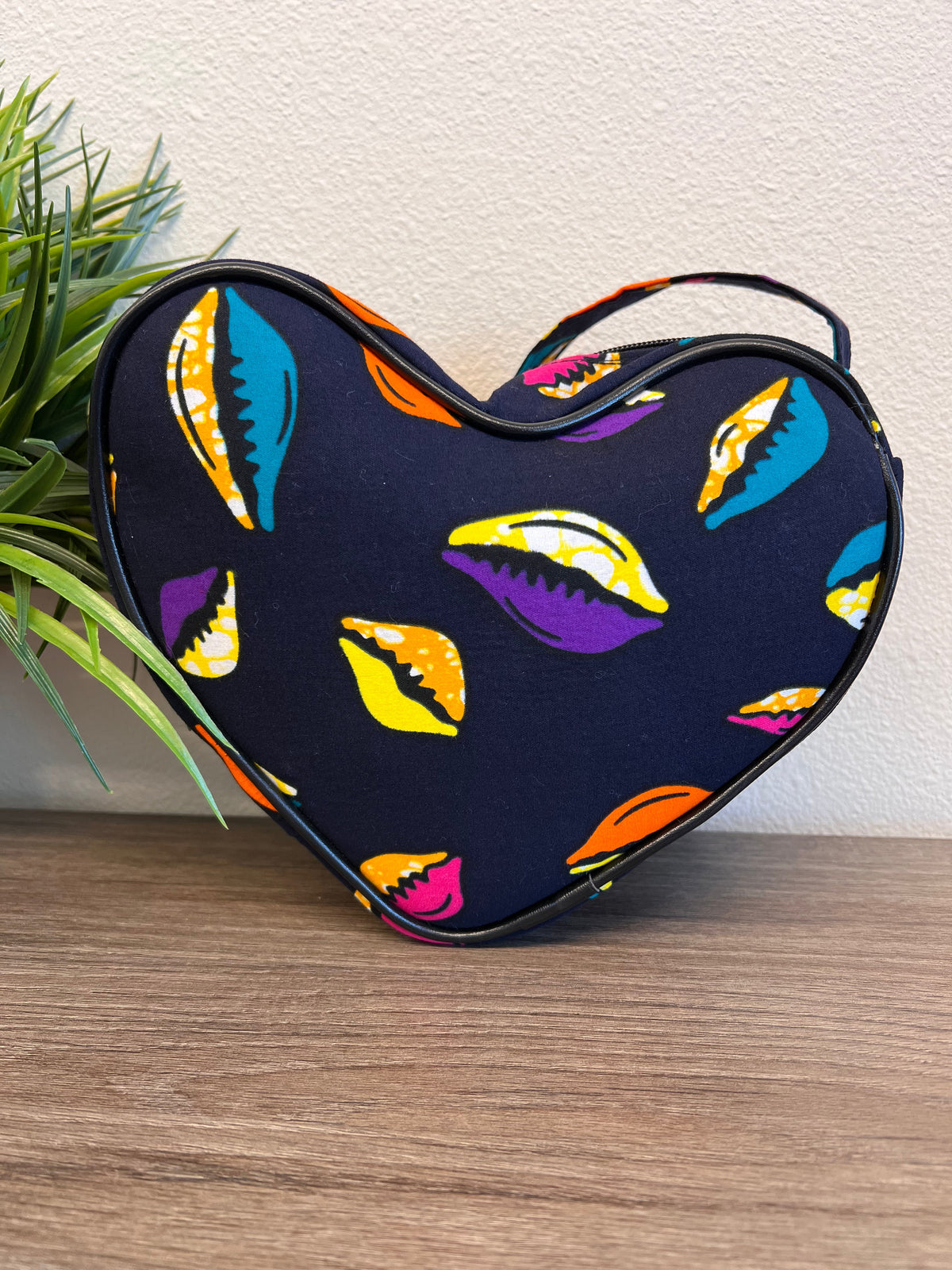 Asya Kente Heart Shaped Crossbody Bag — image 2