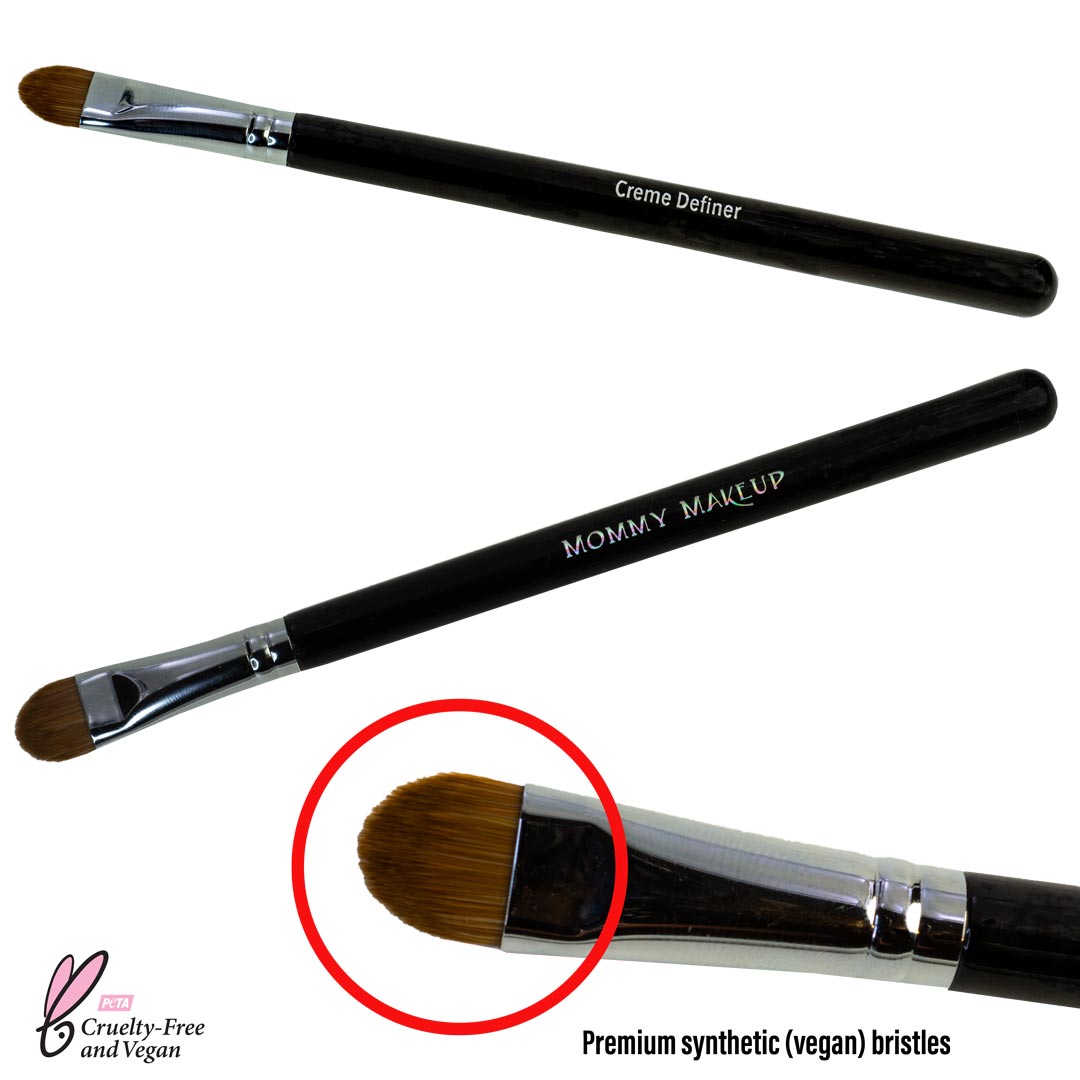 Creme Definer Brush by Mommy Makeup — image 6 of 6