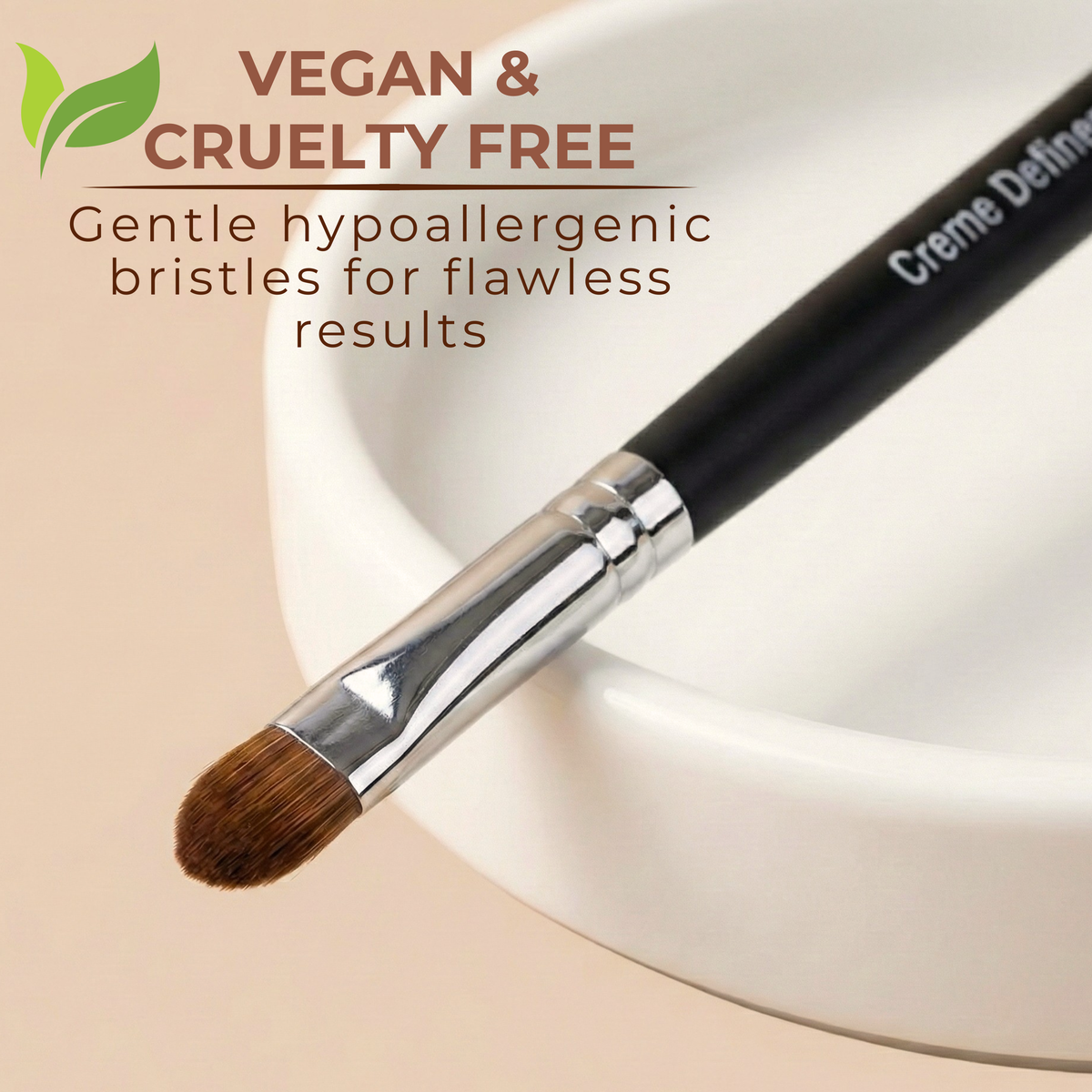Creme Definer Brush by Mommy Makeup — image 4 of 6