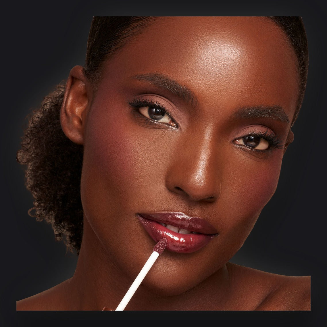 Luxe Lip Nourishing Oil with Hyaluronic + Vitamin E by YENSA — image 9 of 33