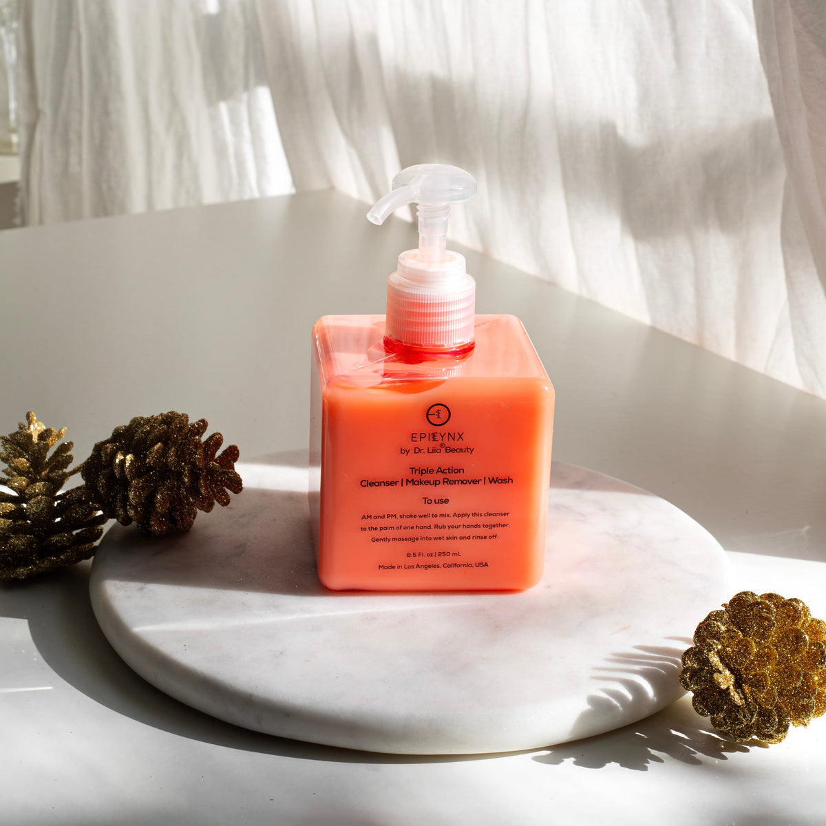 Hydrating Face Wash for Sensitive, Dry Skin — image 7