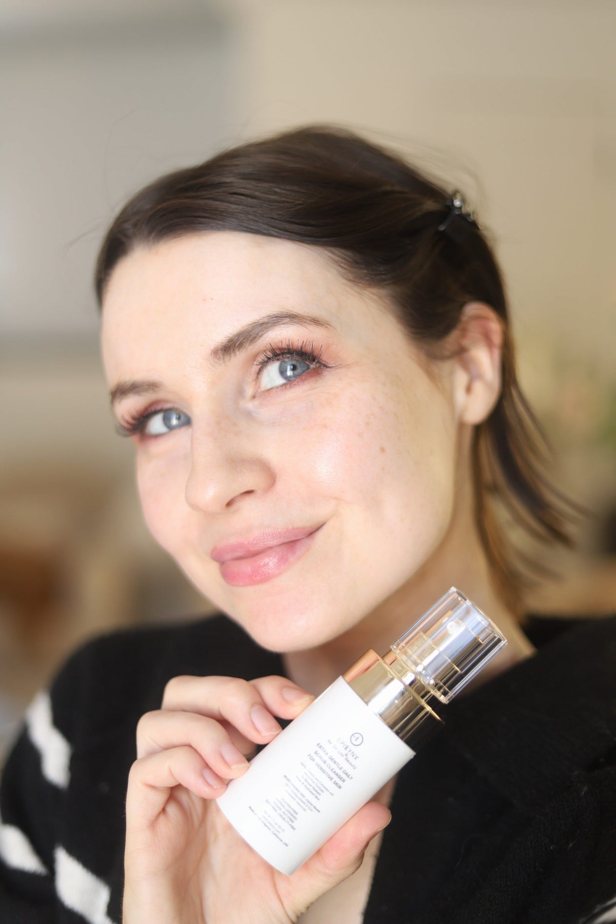 Gentle Exfoliating Face Scrub — image 11