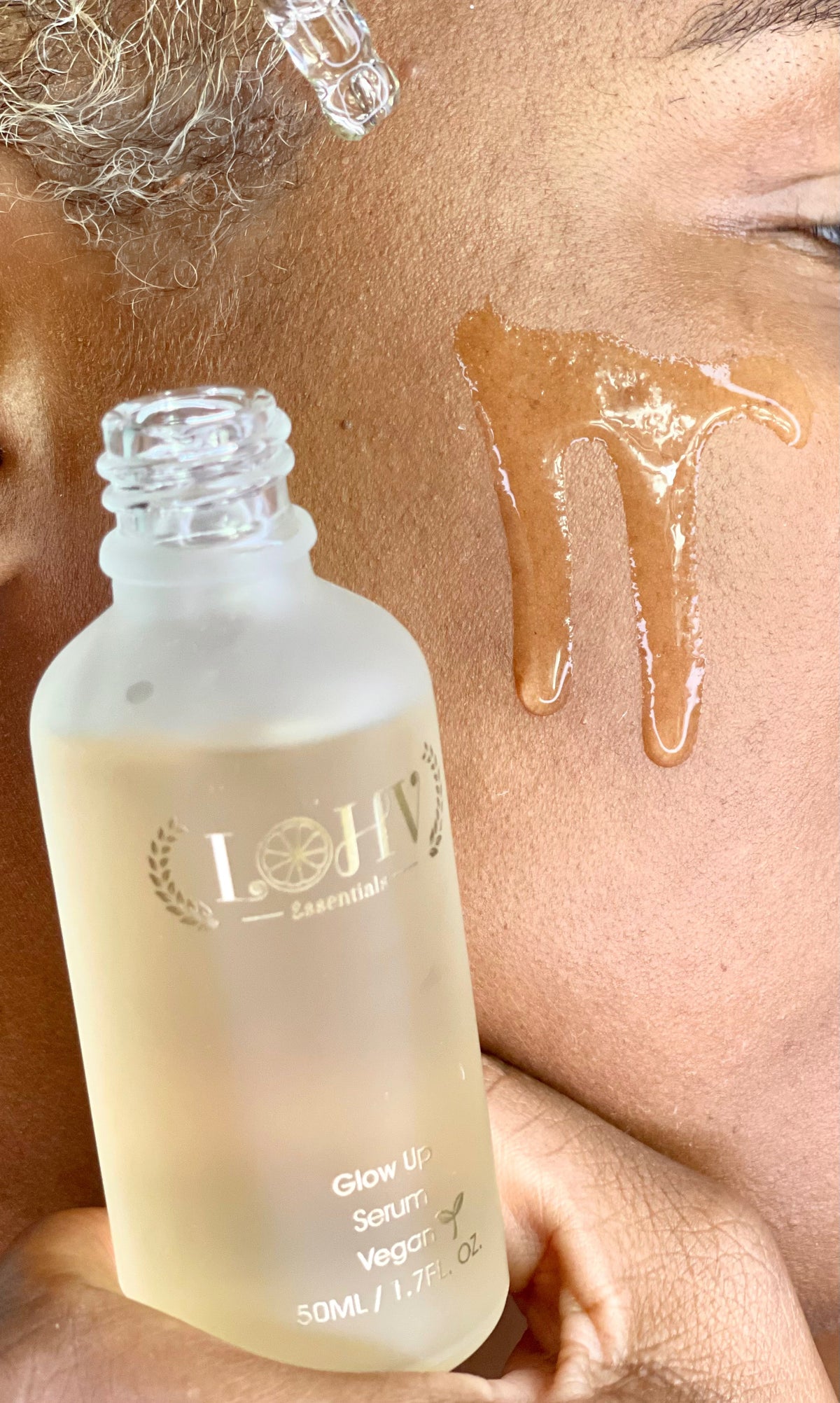 PREMIUM 100% VEGAN GLOW UP Toner Serum With Hyaluronic Acid + Niacinamide + Camellia Leaf + Vitamin E + Rose Water — image 2